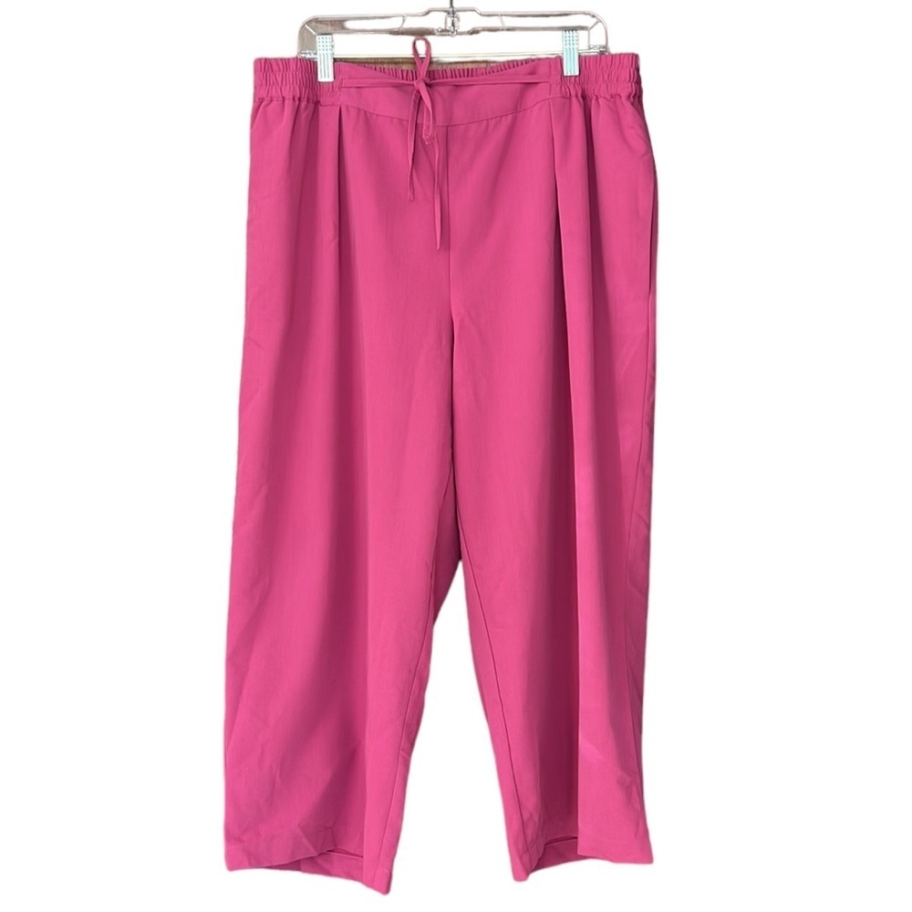 Eloquii New w Tag Magenta Stretchy High Rise Pull On Pant. Wide Leg. Crop. Sz 16